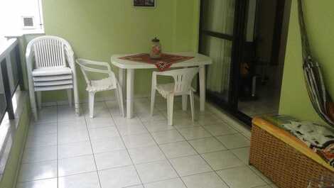 Lindo Apartamento en el mar en media playa ciudad de itapema sc.