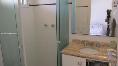 Apartment with 3 rooms. + suite of employs in the Riviera of S. Lourenço