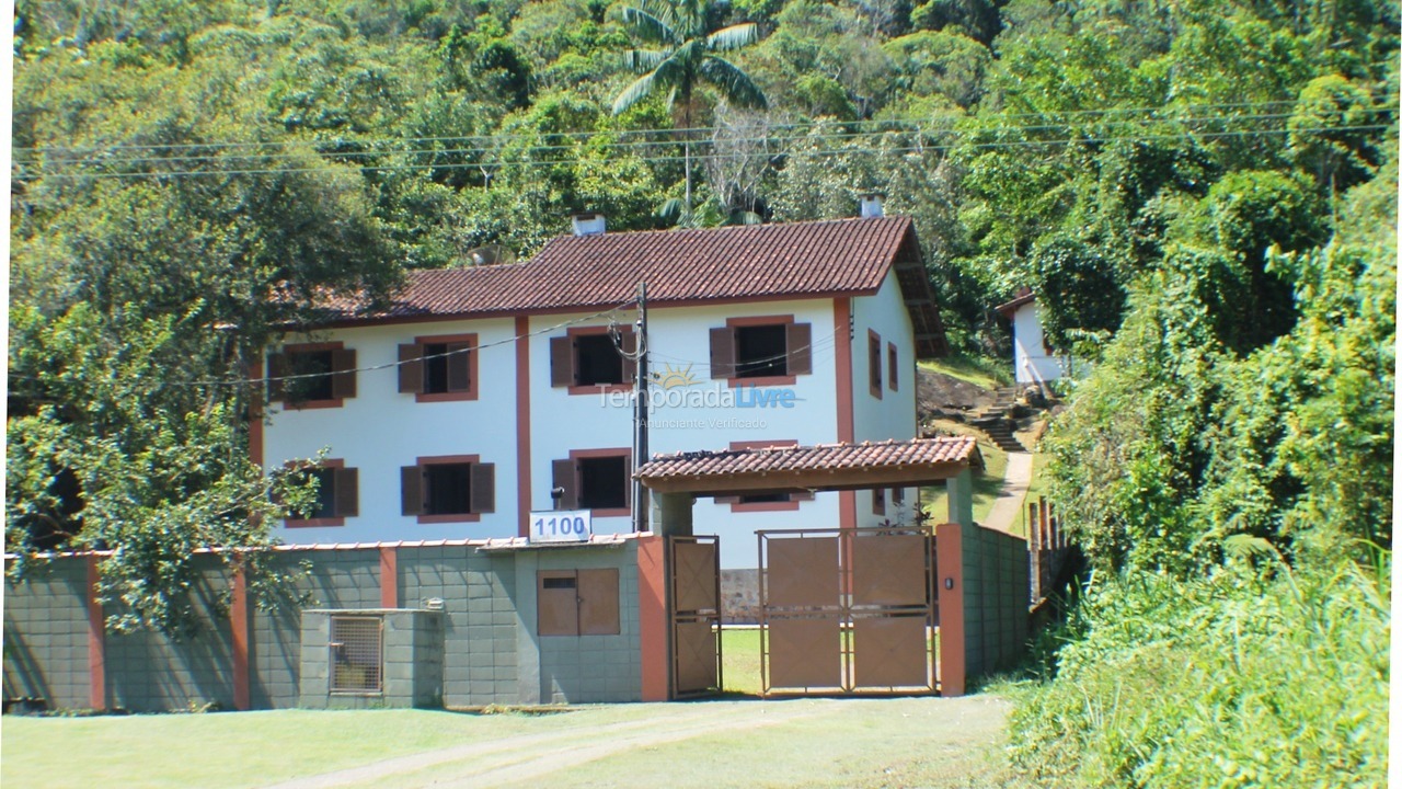 Apartment for vacation rental in Ubatuba (Enseada)