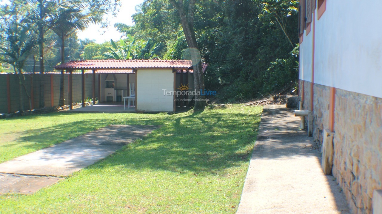 Apartment for vacation rental in Ubatuba (Enseada)