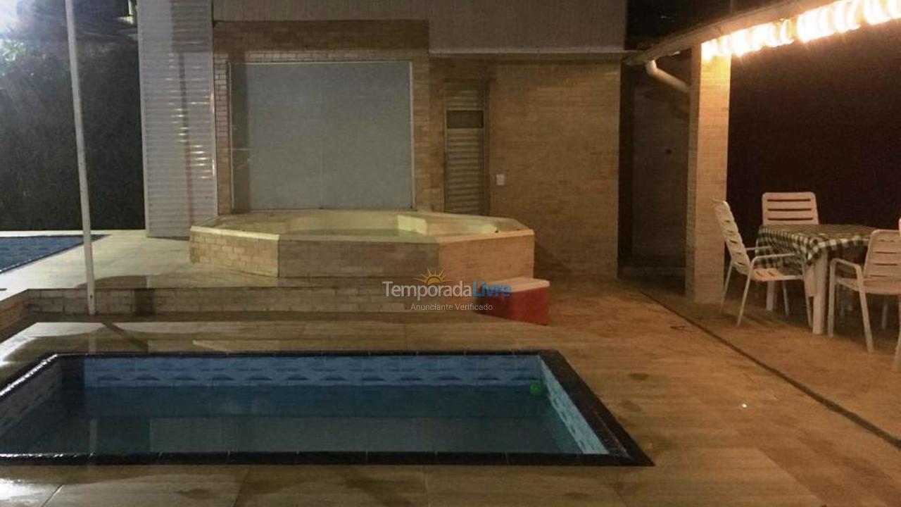 Casa para alquiler de vacaciones em São Sebastião (Juquehy)