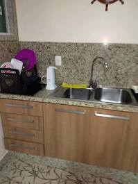 Apt on top floor with 4 newly furnished suites 60 m from the beach