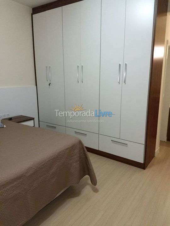 Apartment for vacation rental in Itapema (Meia Praia)