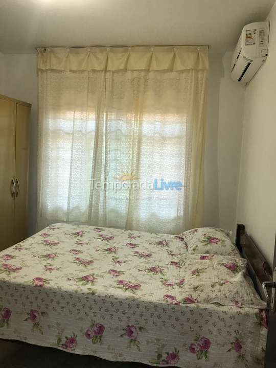 Casa para aluguel de temporada em São Francisco do Sul (Enseada)