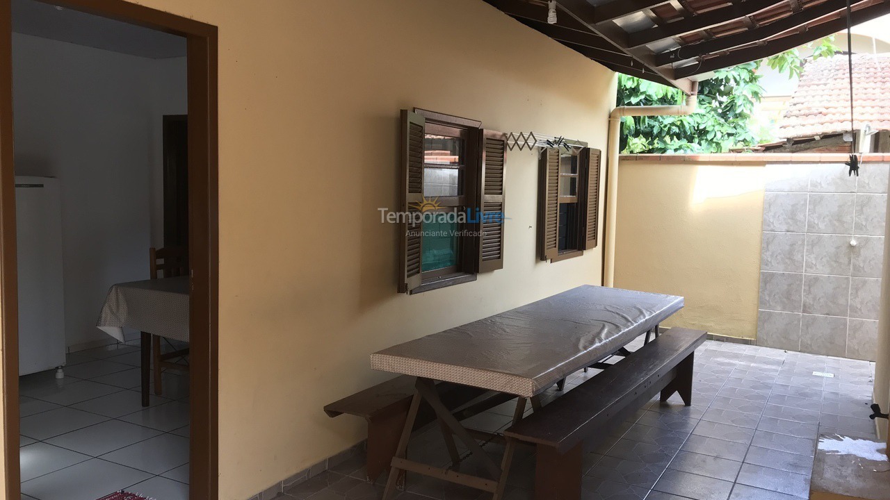 Casa para aluguel de temporada em São Francisco do Sul (Enseada)