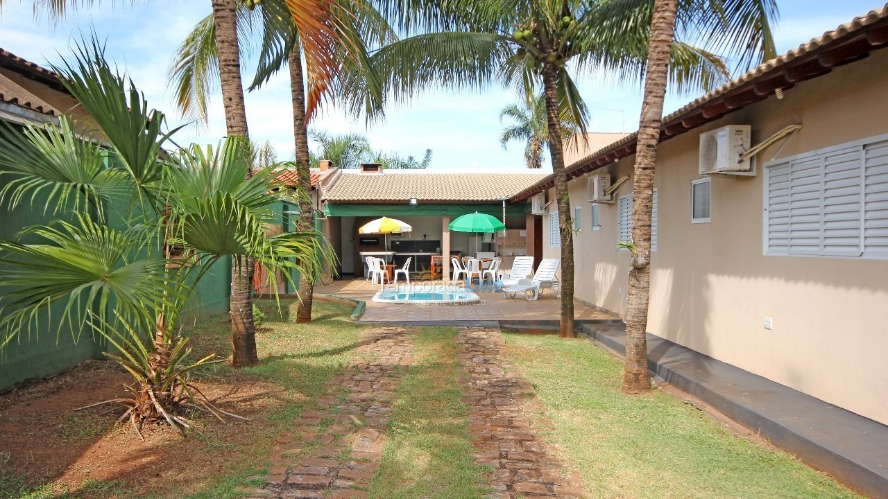 Casa para aluguel de temporada em Olímpia (Jardim São Francisco)