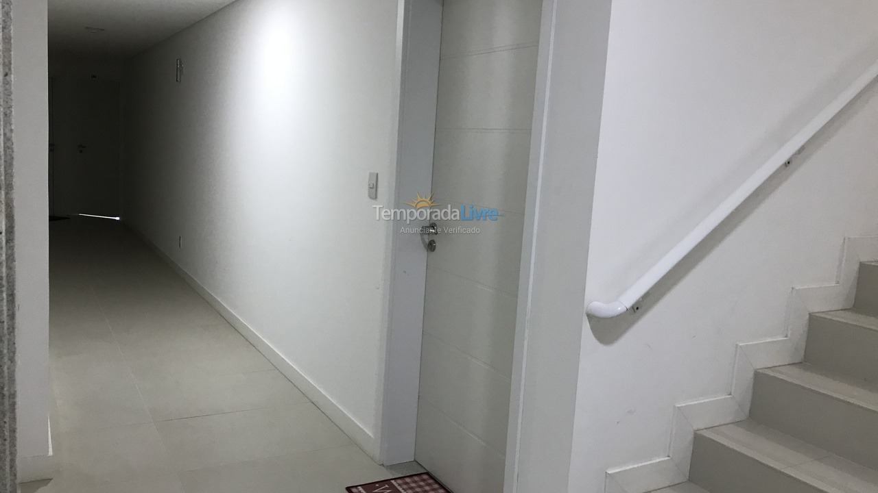 Apartamento para aluguel de temporada em Florianopolis (Praia dos Ingleses)
