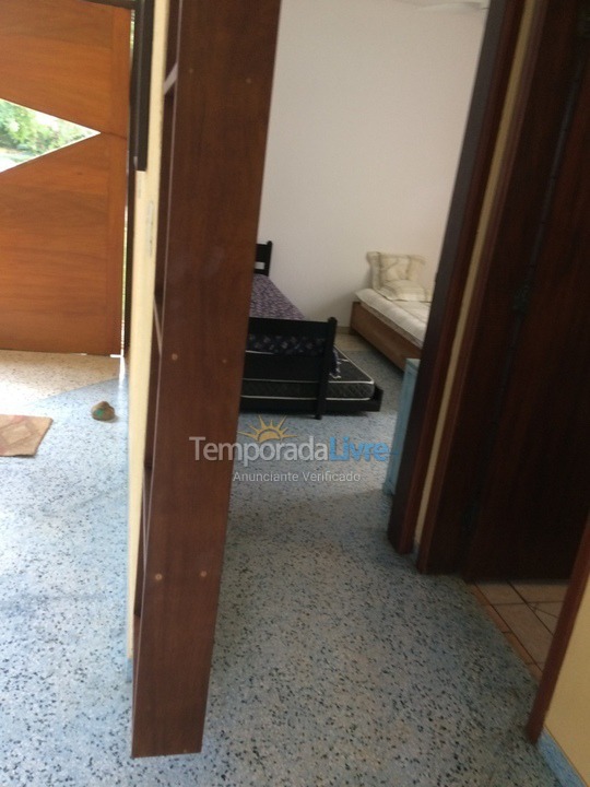 Casa para aluguel de temporada em Bertioga (Riviera de São Lourenço)