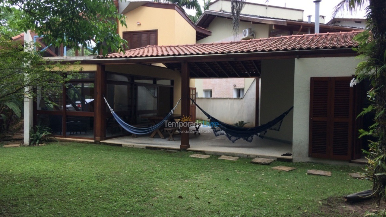 Casa para aluguel de temporada em Bertioga (Riviera de São Lourenço)