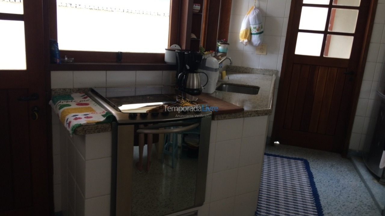 Casa para aluguel de temporada em Bertioga (Riviera de São Lourenço)