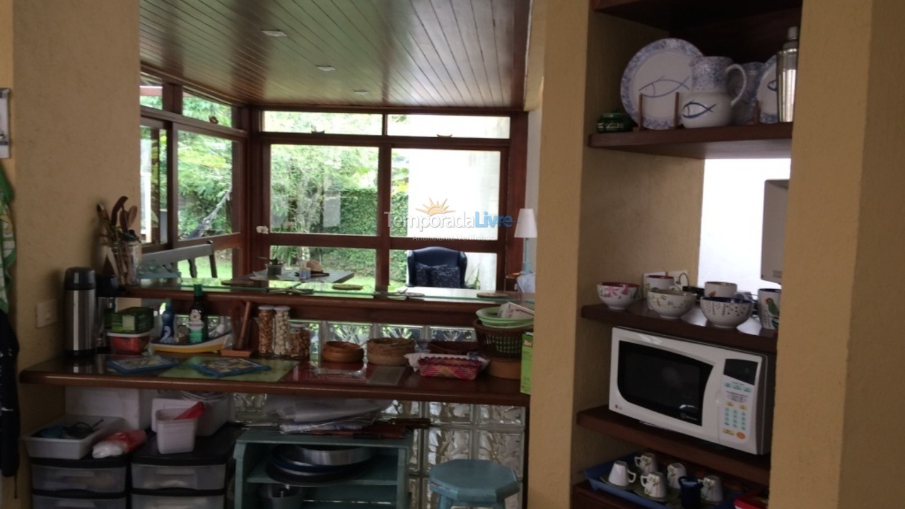 Casa para aluguel de temporada em Bertioga (Riviera de São Lourenço)