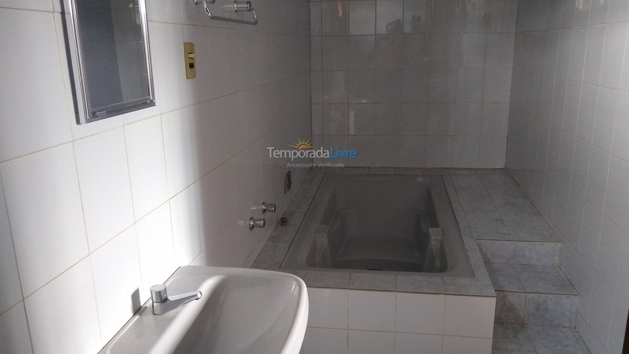 Casa para alquiler de vacaciones em Ilhéus (Cond Aguas de Olivenca)