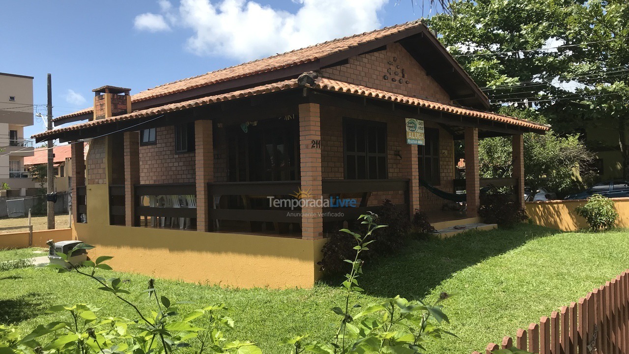 House for vacation rental in Bombinhas (Praia de Bombinhas)