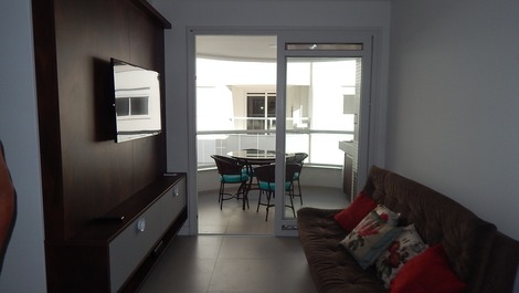 APARTAMENTO CON OPTIMA UBICACIÓN INGLESES