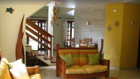 Sala de estar integrada.