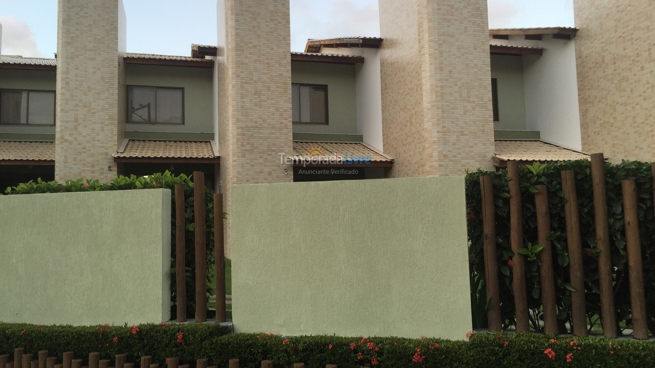 Apartment for vacation rental in Camaçari (Praia de Guarajuba)