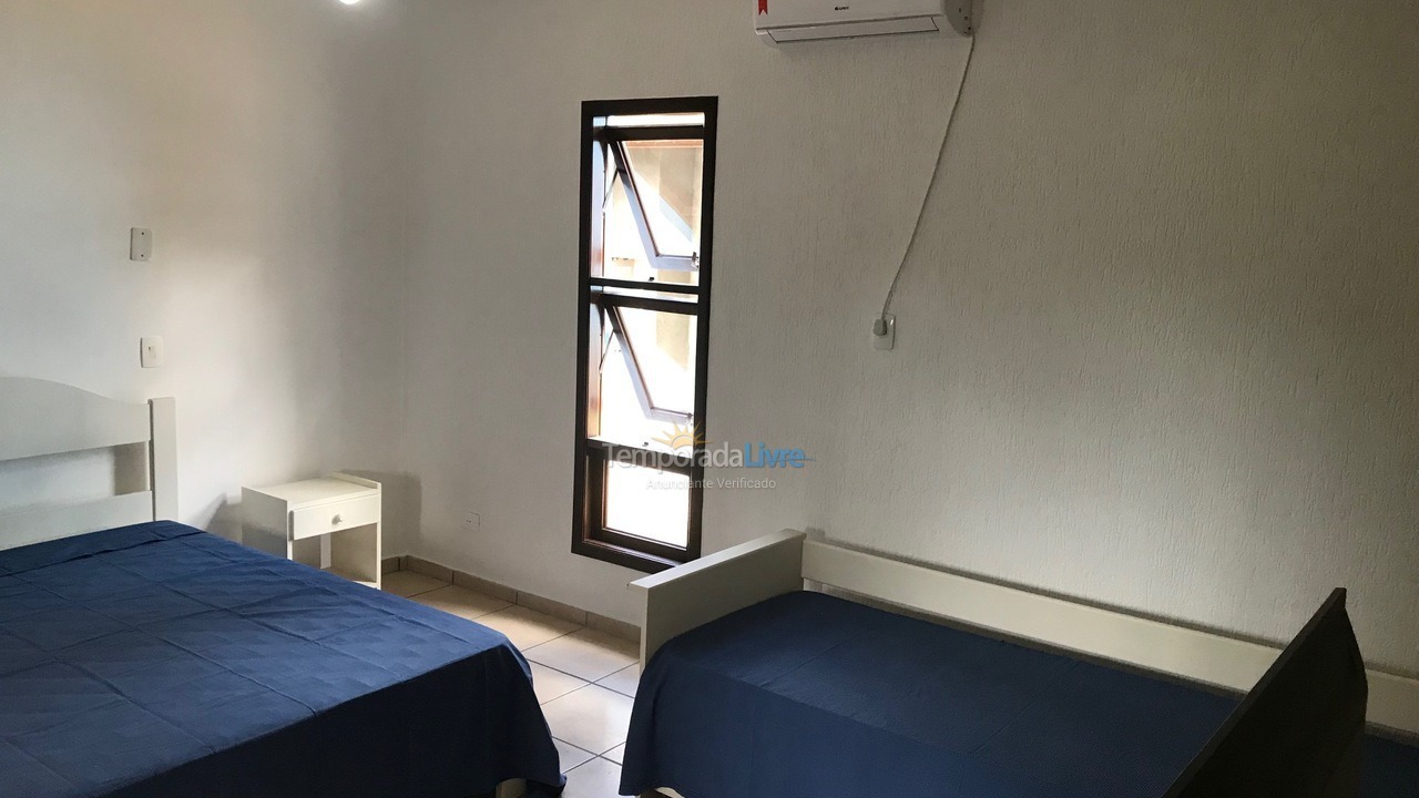 Apartamento para aluguel de temporada em Ubatuba (Lagoinha)