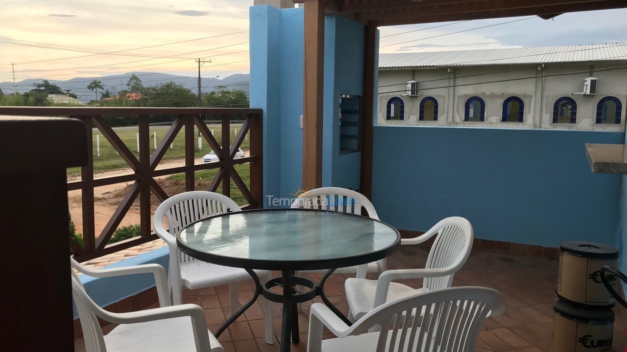 Apartamento para aluguel de temporada em Ubatuba (Lagoinha)