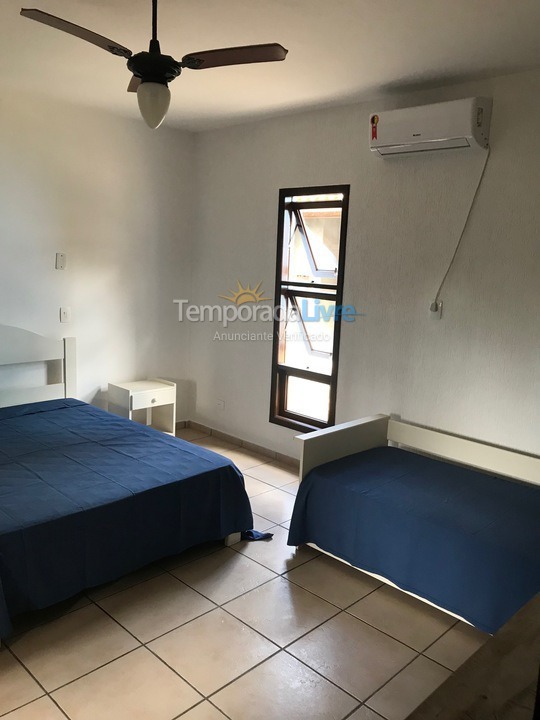 Apartamento para aluguel de temporada em Ubatuba (Lagoinha)