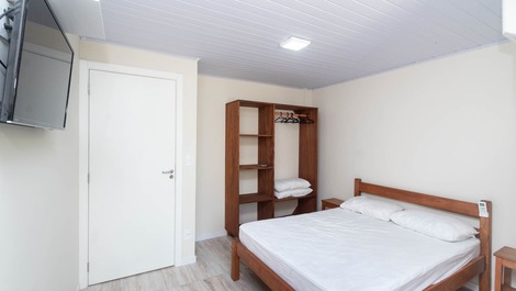 HIGH STANDARD HOUSE AT 150 MTS FROM MARISCAL BEACH