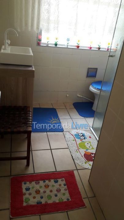 Apartamento para aluguel de temporada em Guarujá (Pitangueiras)