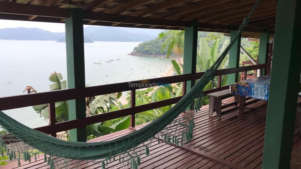 Casa para aluguel de temporada em Ubatuba (Praia da Almada)