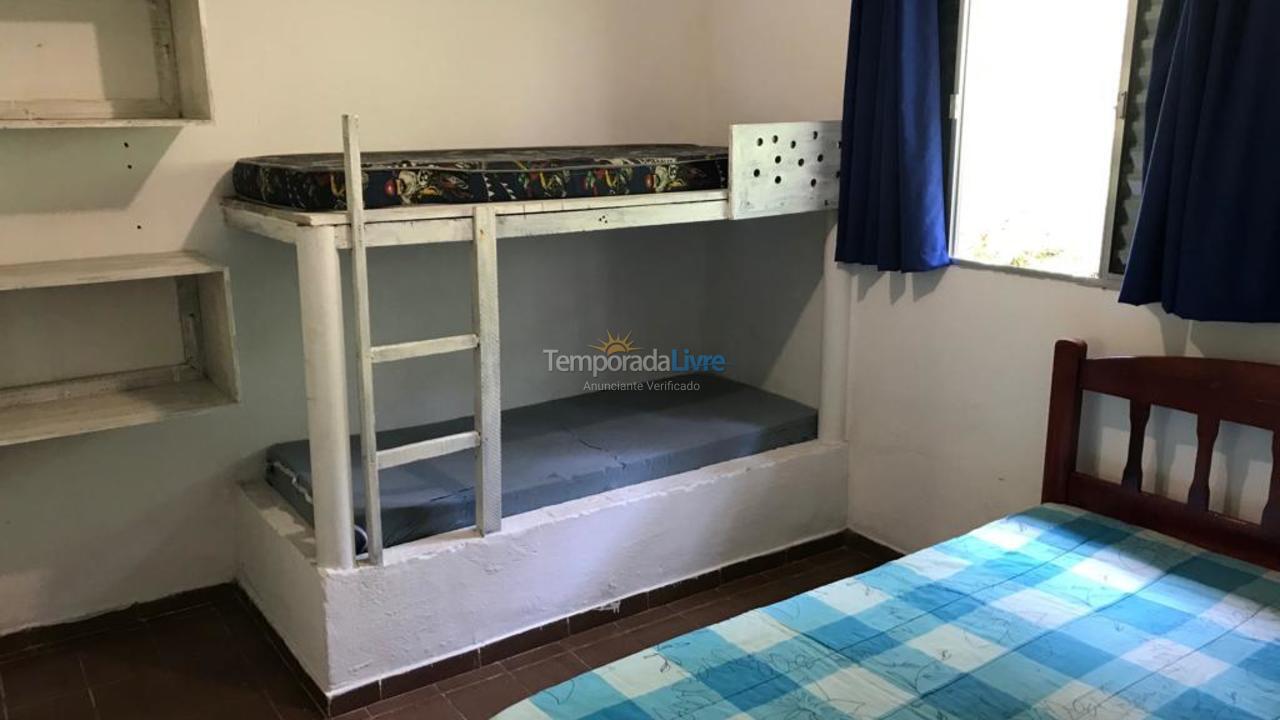 Casa para aluguel de temporada em Ubatuba (Praia da Almada)