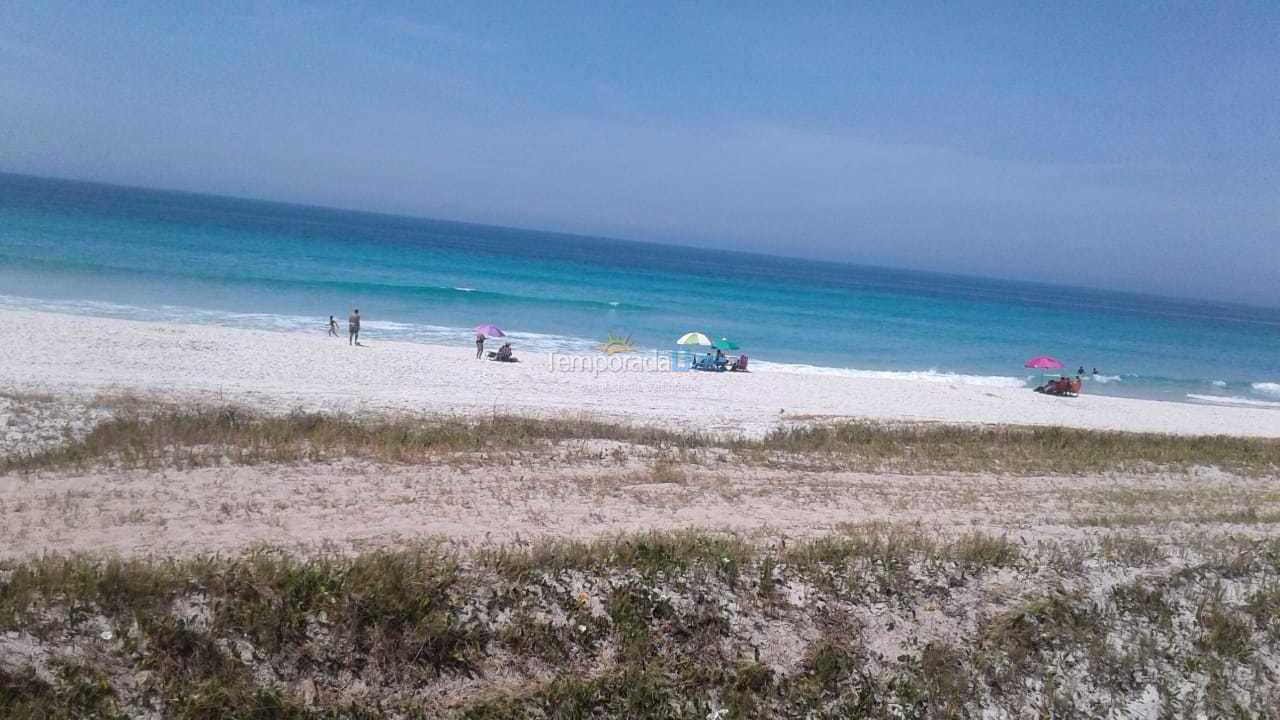 Casa para aluguel de temporada em Arraial do Cabo (Figueira)