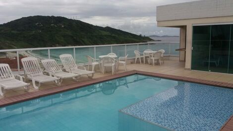 COBERTURA LINEAL DE FRENTE AL MAR EN LA PLAYA MAS HERMOSA DE LA REGIÓN