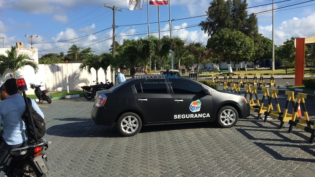 Casa para aluguel de temporada em Camaçari (Praia de Guarajuba)