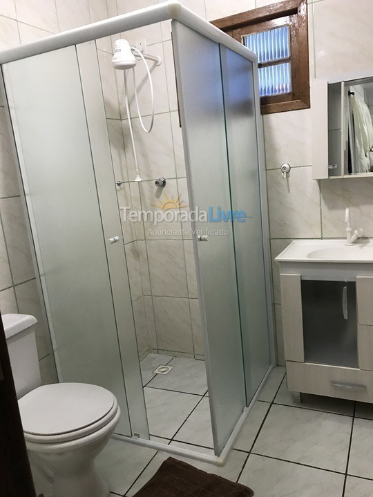 Casa para aluguel de temporada em São Francisco do Sul (Enseada)