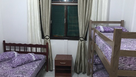 Casa para 10 pessoas, centralizada a 50m da praia