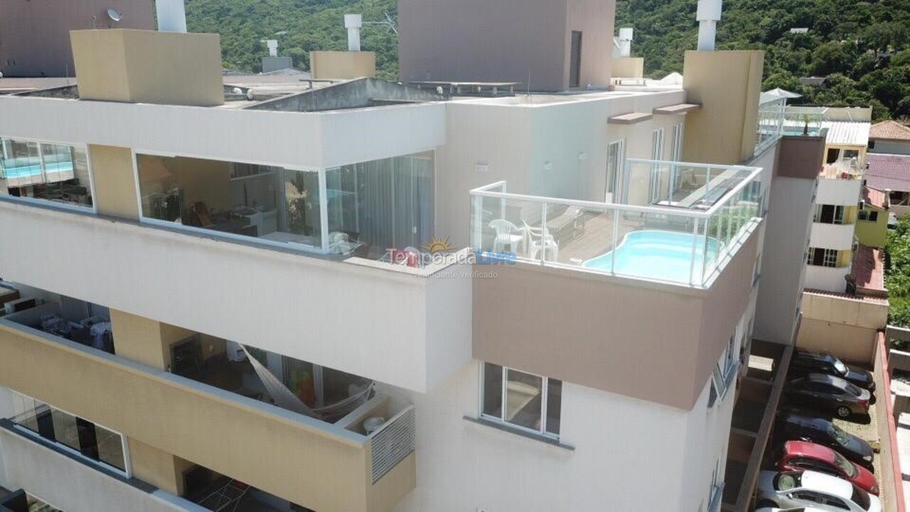 Apartment for vacation rental in Bombinhas (Praia de Bombinhas)