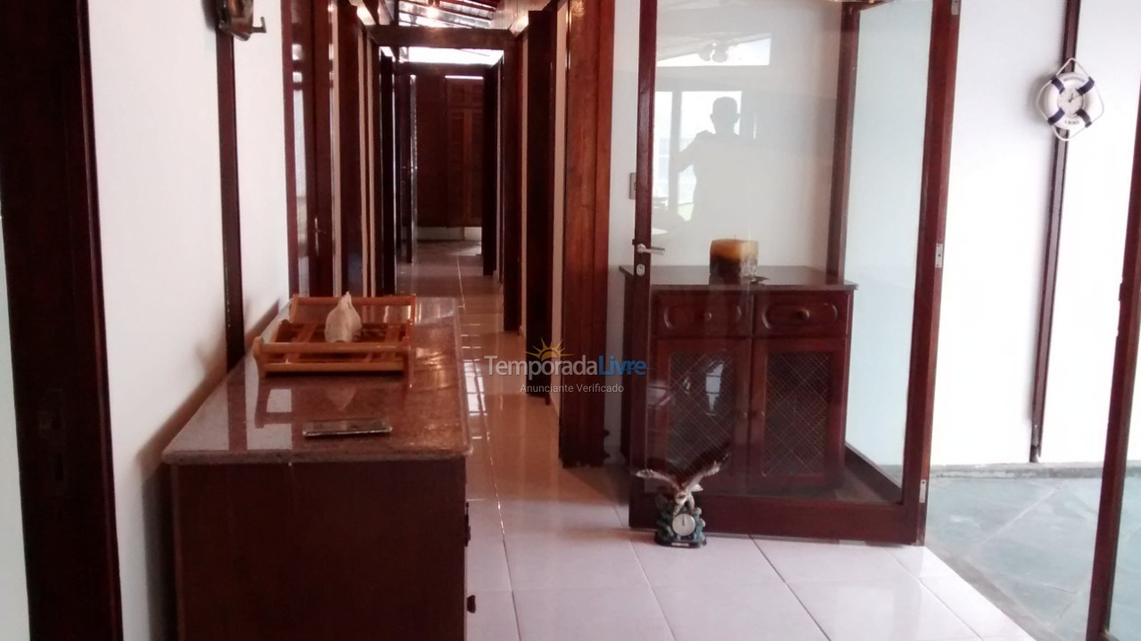 House for vacation rental in Ubatuba (Praia do Lázaro)