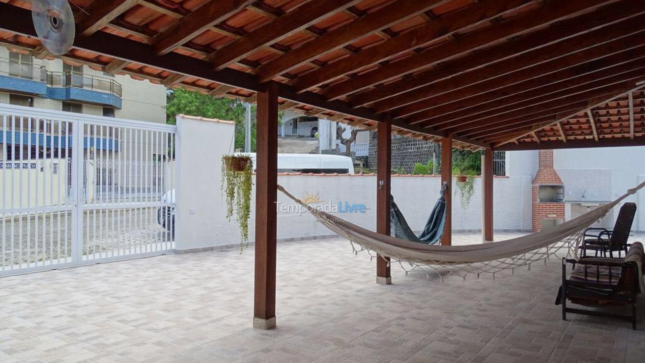 Casa para alquiler de vacaciones em Ubatuba (Praia Grande)