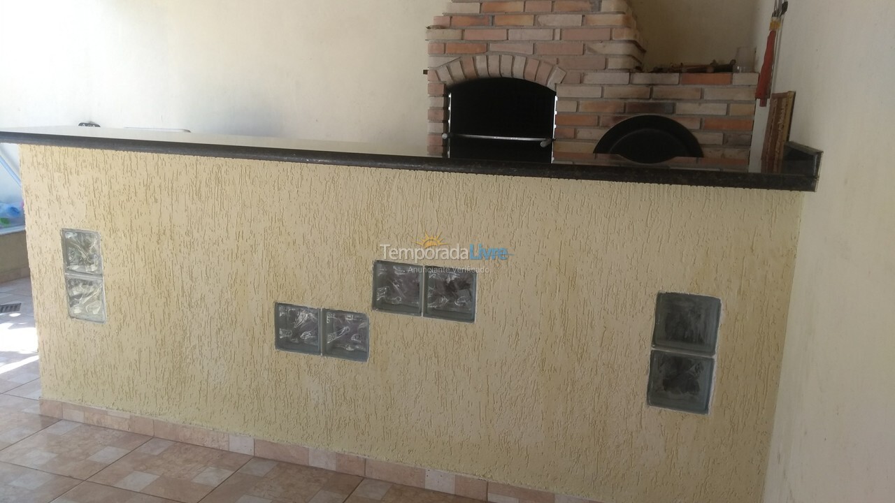 Casa para alquiler de vacaciones em Peruíbe (Balneario Maria Helena Novaes)