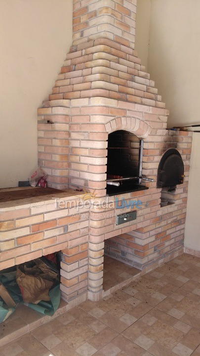 Casa para alquiler de vacaciones em Peruíbe (Balneario Maria Helena Novaes)