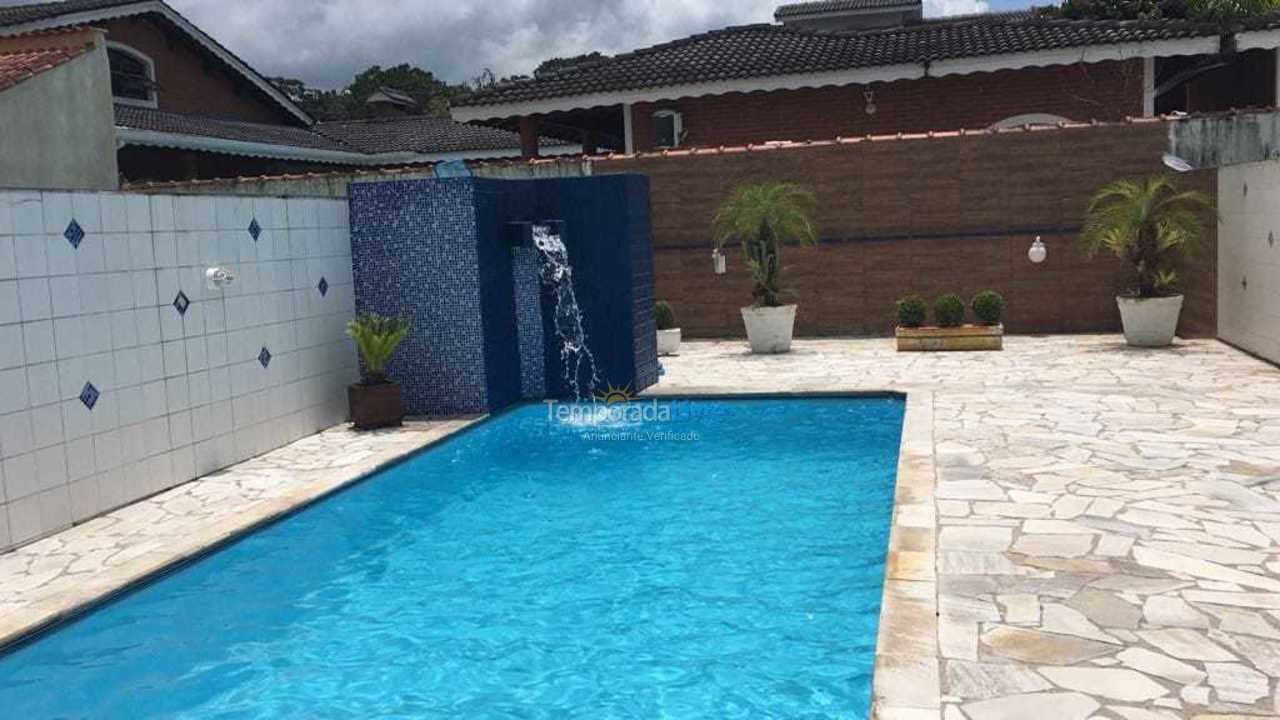 Casa para aluguel de temporada em Bertioga (Boraceia)