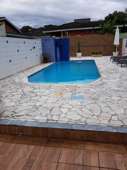 Casa para aluguel de temporada em Bertioga (Boraceia)