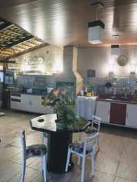 Suíte de alto luxo na praia da Costa com ar condicionado