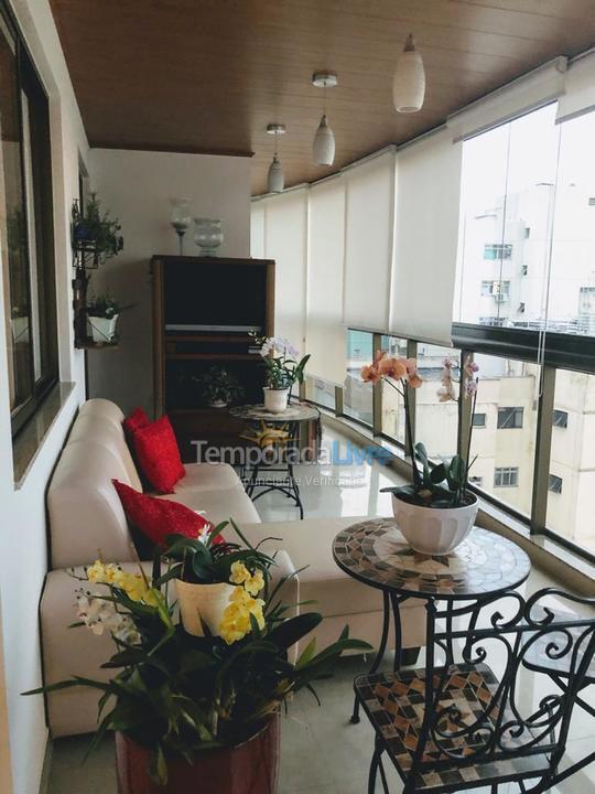 Apartamento para aluguel de temporada em Vila Velha (Praia da Costa)