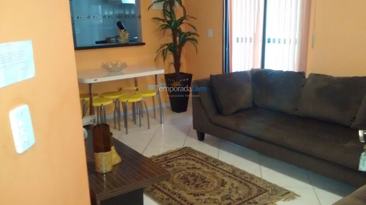 Apartamento para aluguel de temporada em Praia Grande (Guilhermina)