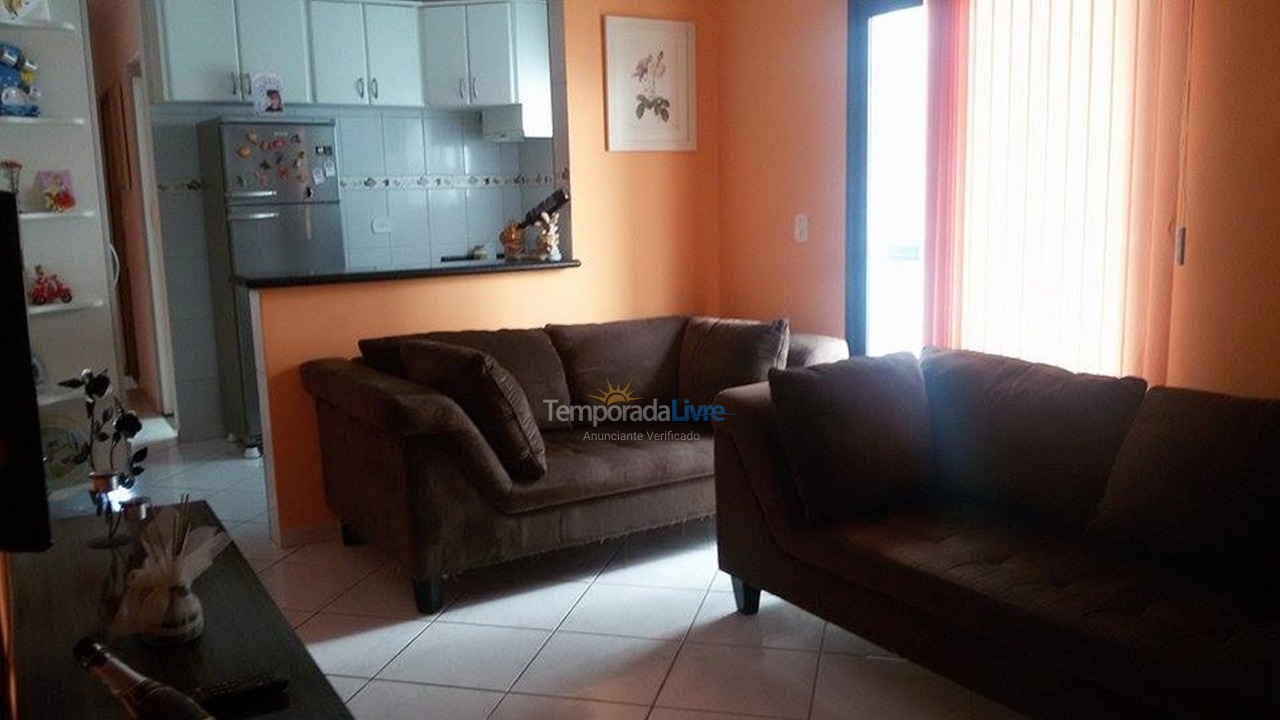 Apartamento para aluguel de temporada em Praia Grande (Guilhermina)