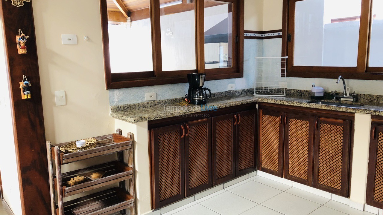 Casa para aluguel de temporada em Bertioga (Condominio Morada da Praia)