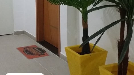 EXCELENTE APARTAMENTO (PRAIA GRANDE)