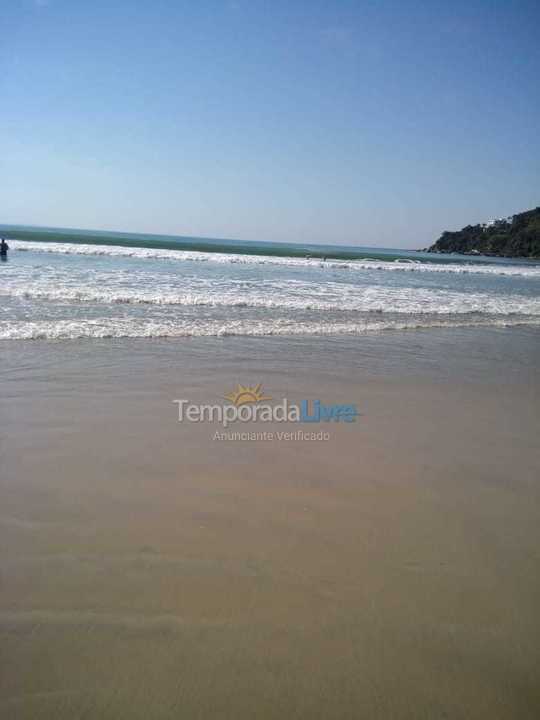 Casa para alquiler de vacaciones em Ubatuba (Praia das Toninhas)