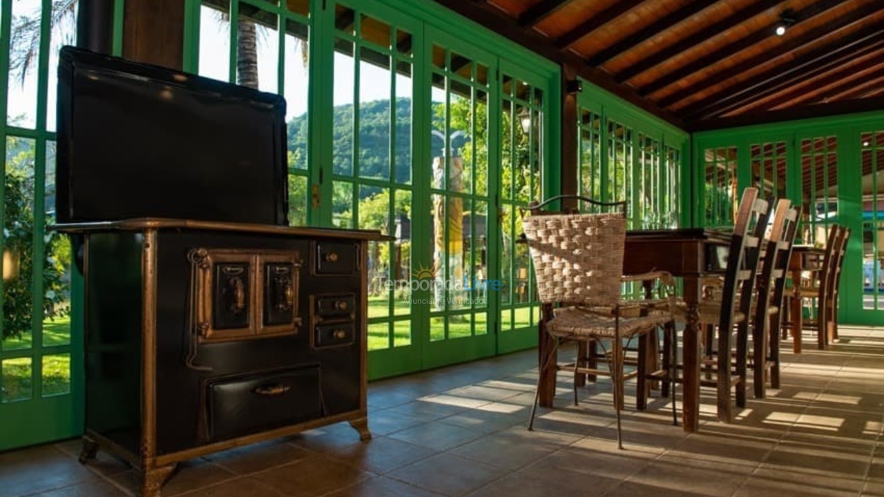 Casa para aluguel de temporada em Florianópolis (Barra da Lagoa)