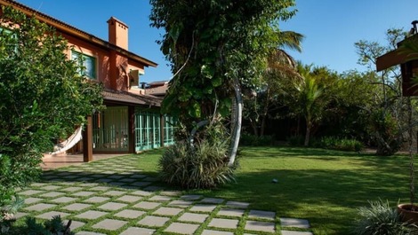 Casa beira lagoa c/ Piscina - BARRA DA LAGOA - ALUGUEL POR TEMPORADA