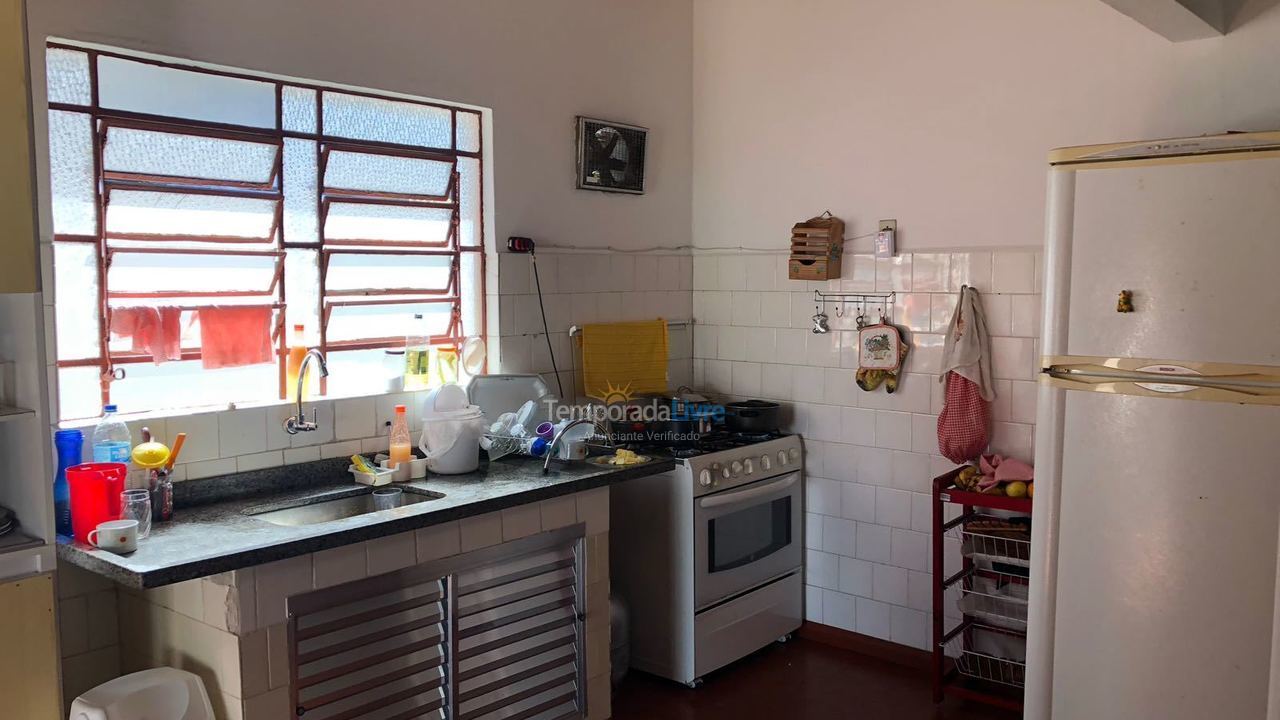 Casa para alquiler de vacaciones em Ubatuba (Enseada)