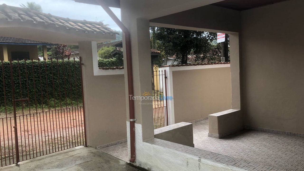 Casa para alquiler de vacaciones em Ubatuba (Enseada)